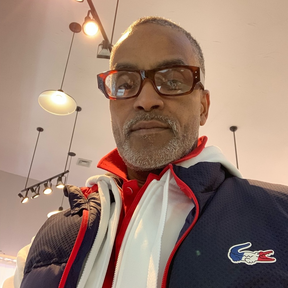 Meet your Posher, Cliff